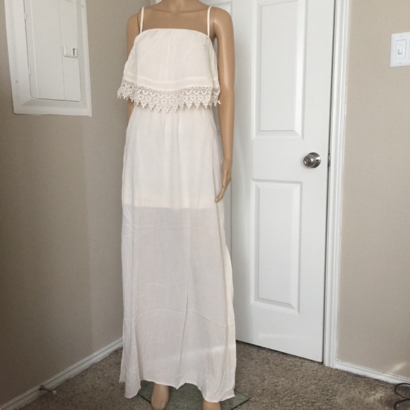 New💥! WILLOW cream maxi dress - Picture 4 of 7